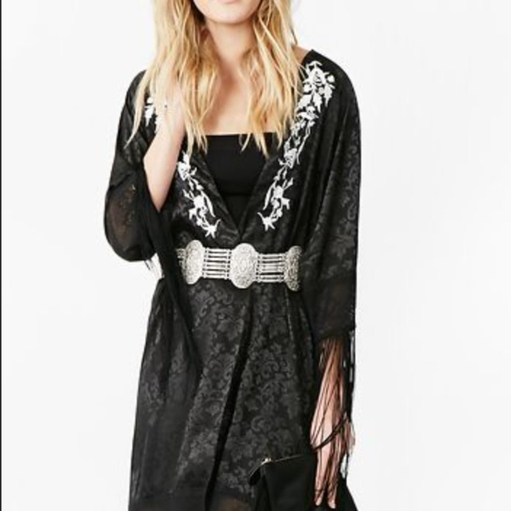 MinkPink Urban Outfitters Women's Embroidered Black Devine Kimono, Size Small